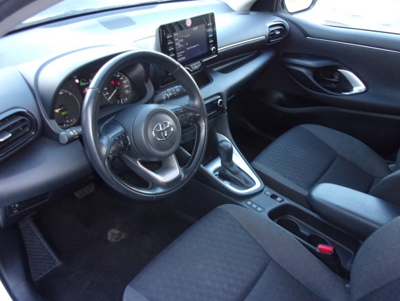 TOYOTA Yaris TOYOTA YARIS-004.jpg